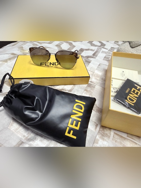 Fendi Accessories - Fendi sunglasses